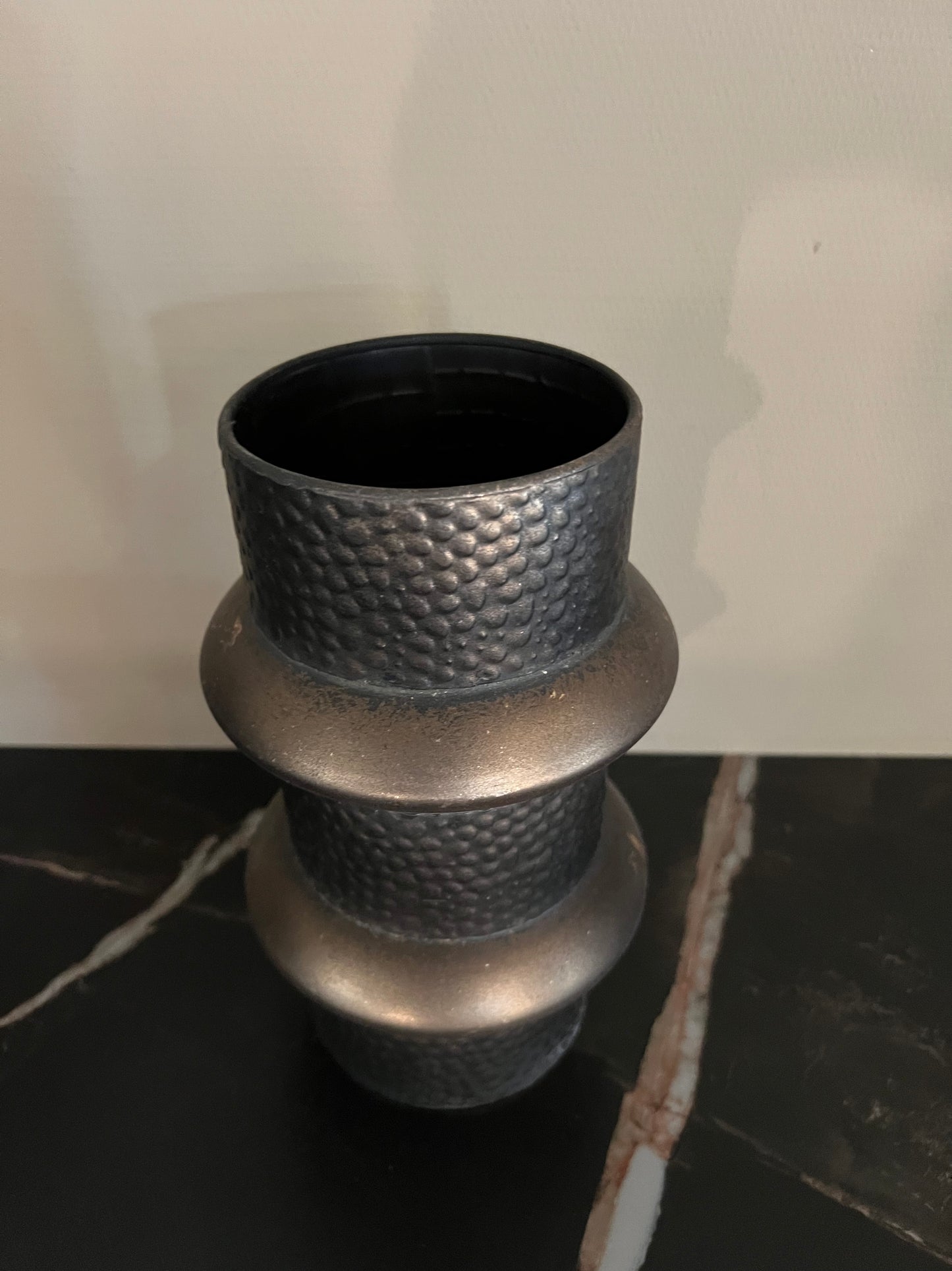 PTMD vaas Danzic goudkleurig 23cm