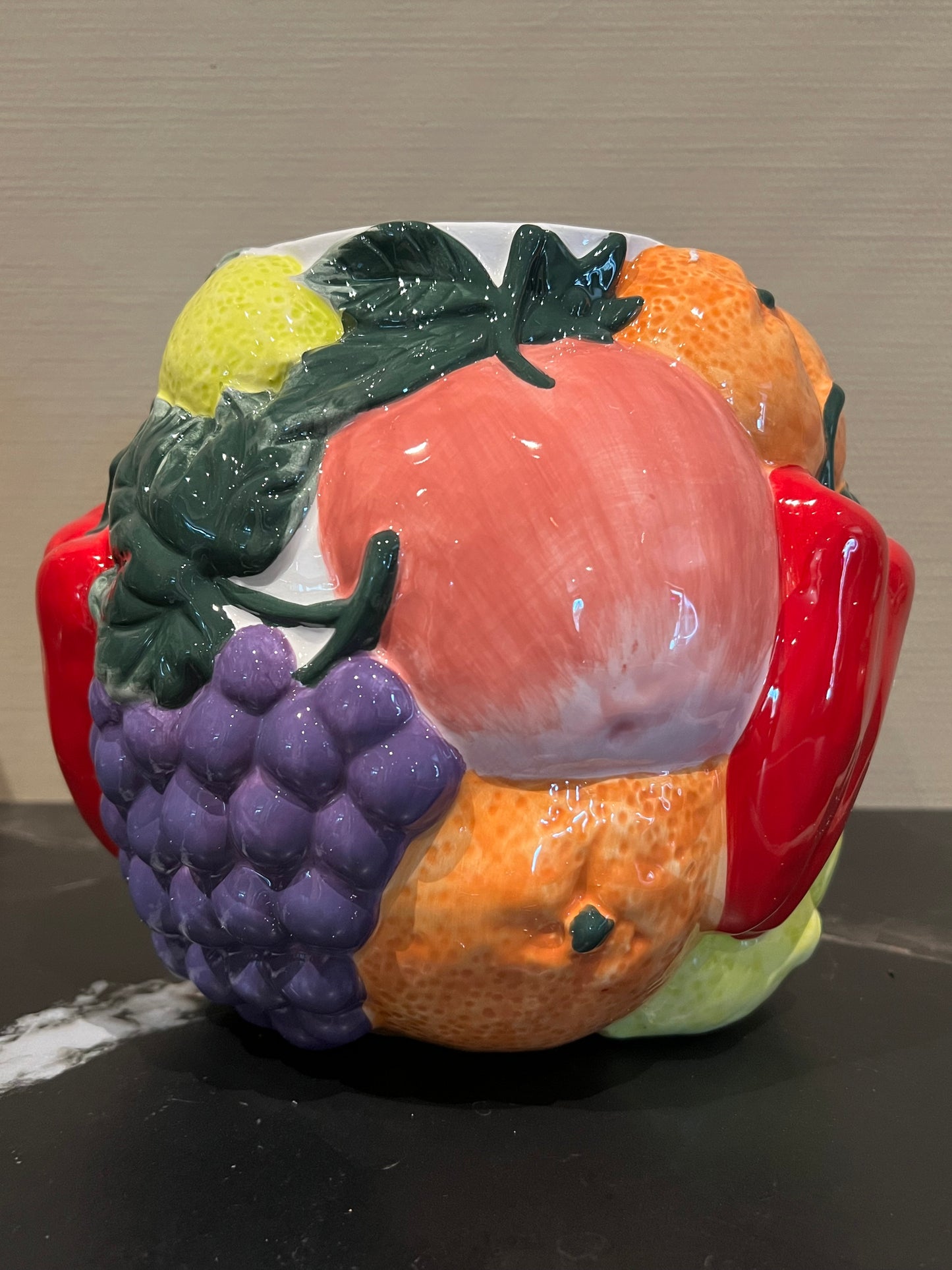 Aardewerk vaas 'Multi fruit' M