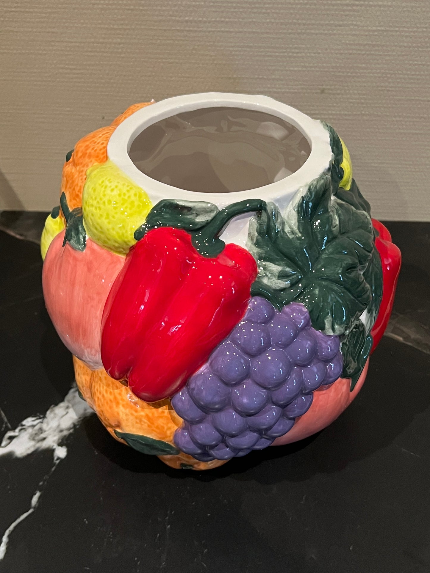 Aardewerk vaas 'Multi fruit' M