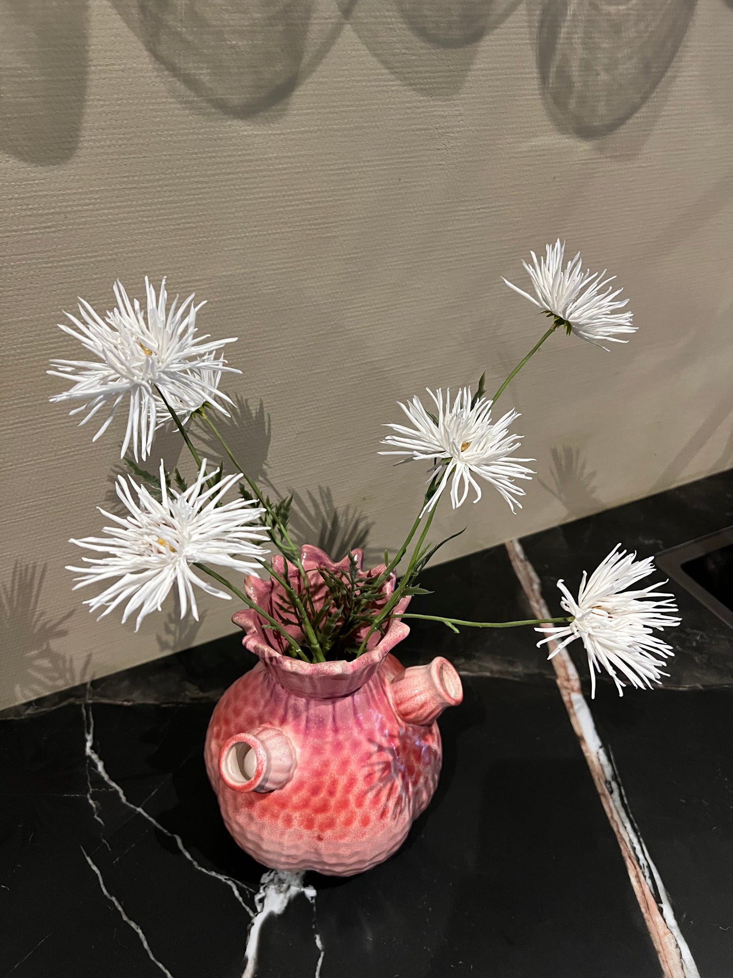 Tulpen vaas met kunsttak Chrysant