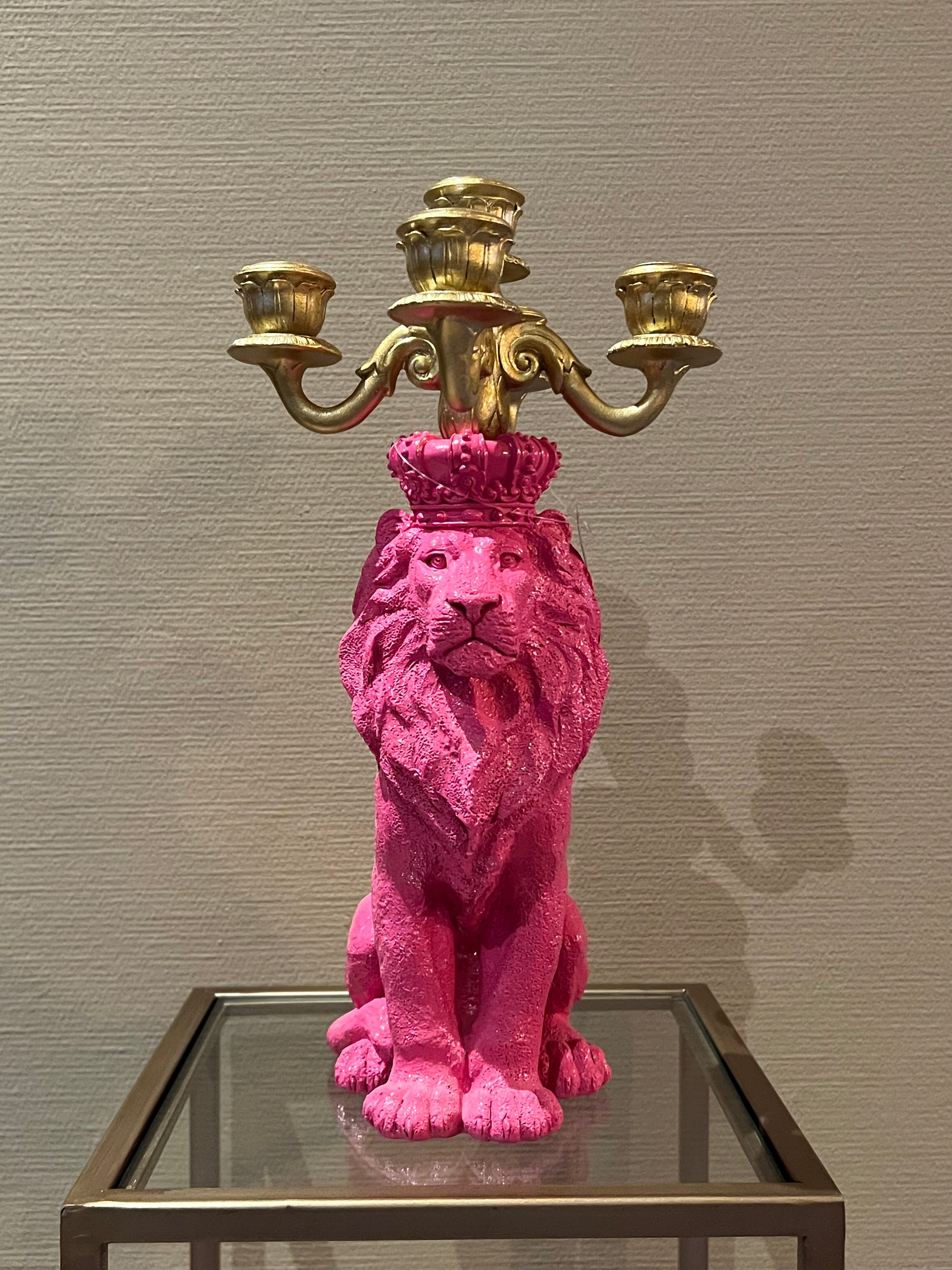 Kandelaar leeuw roze