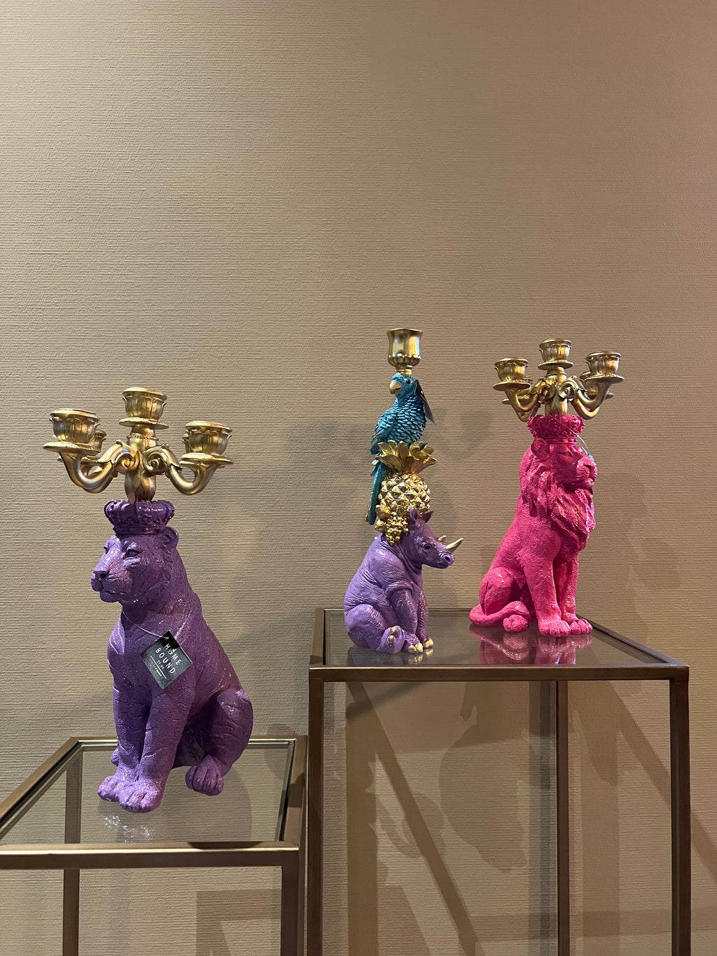 Kandelaar leeuw roze