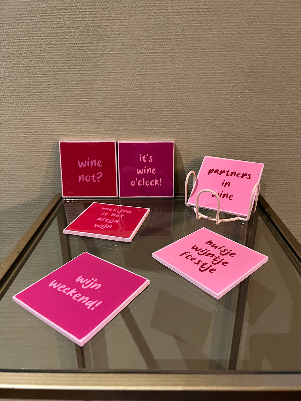 Set van 6 onderzetters met rekje 'Wijn'
