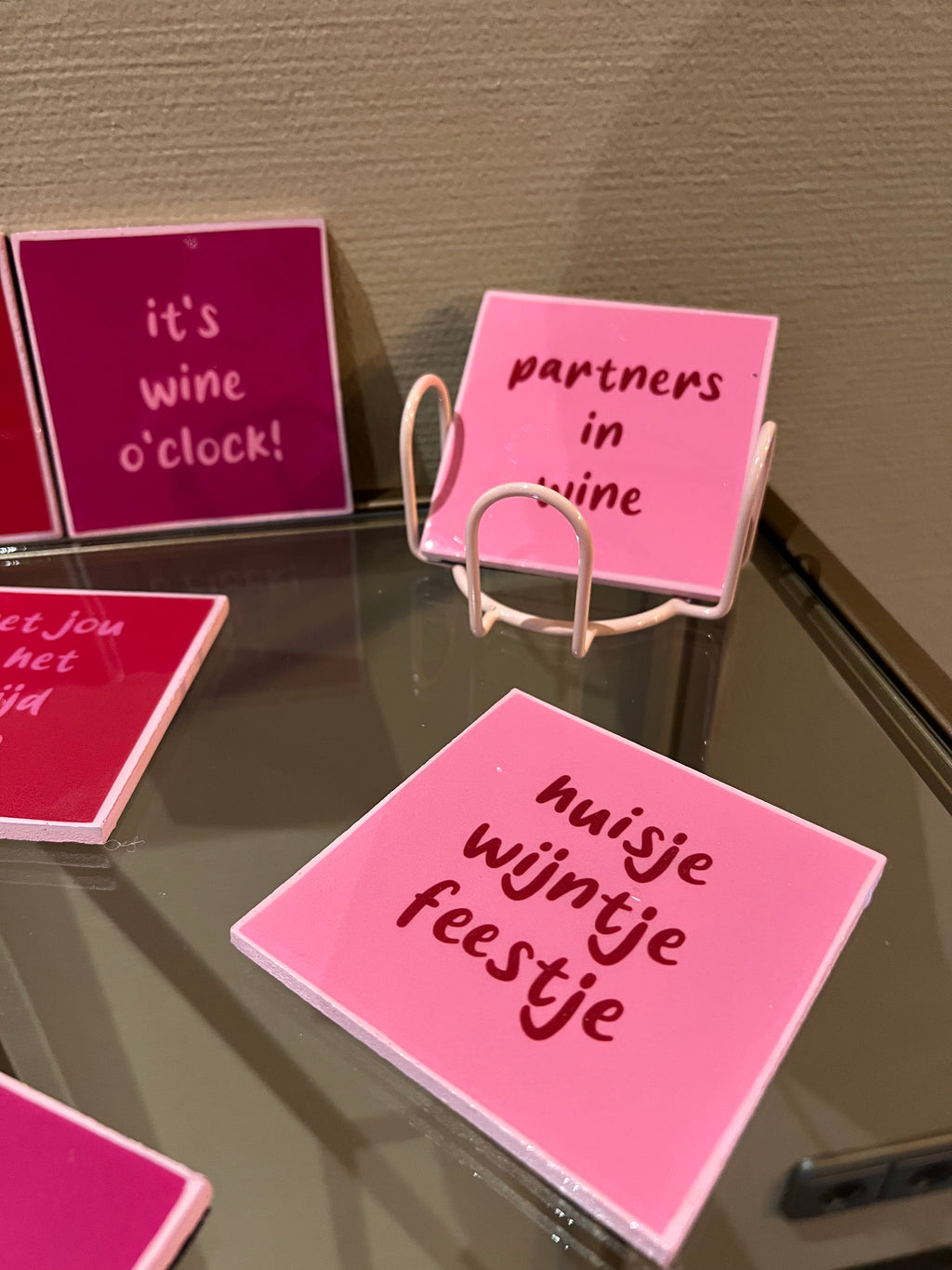 Set van 6 onderzetters met rekje 'Wijn'