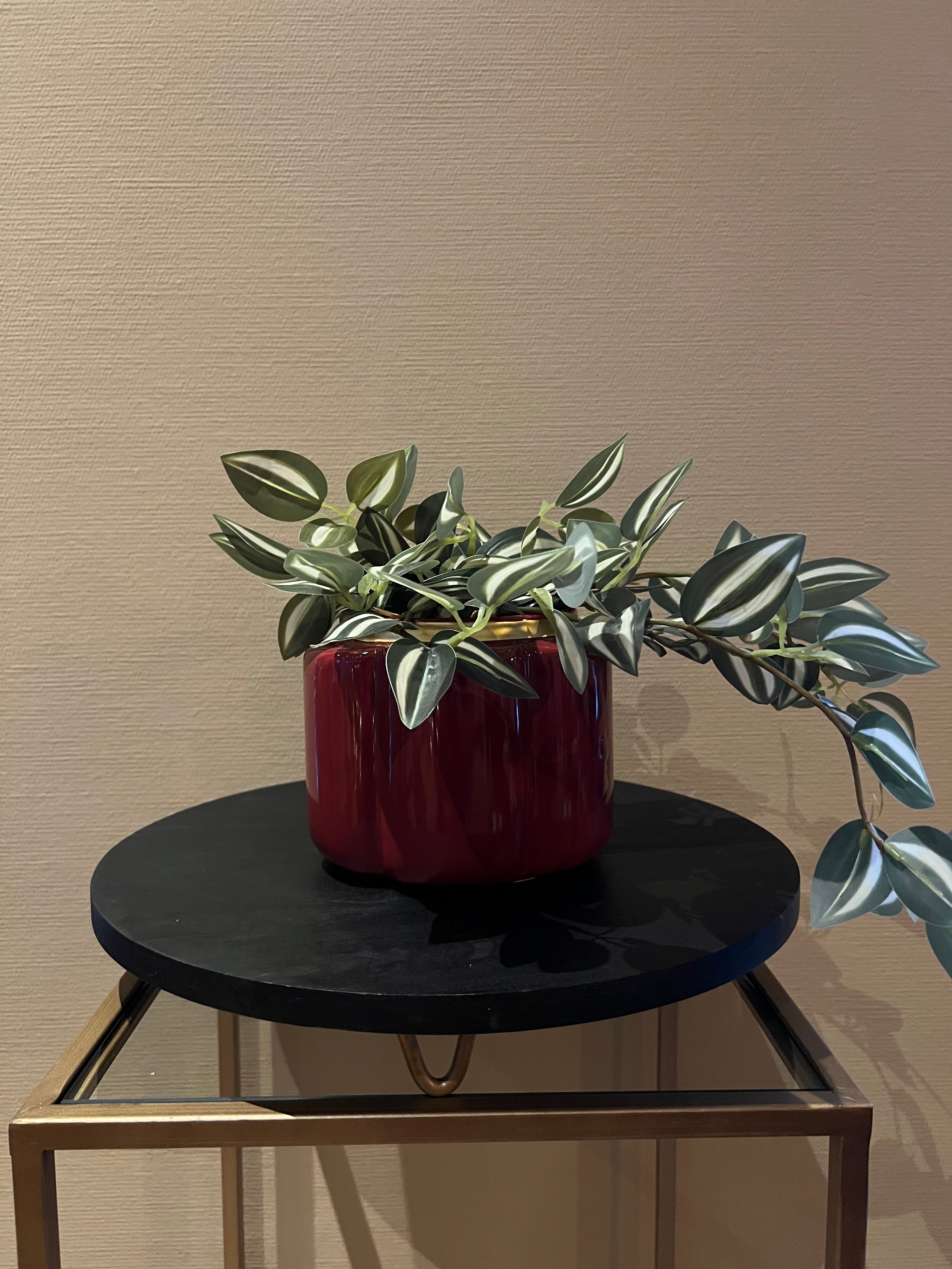 Bloempot Pouff cherry 17.5 cm