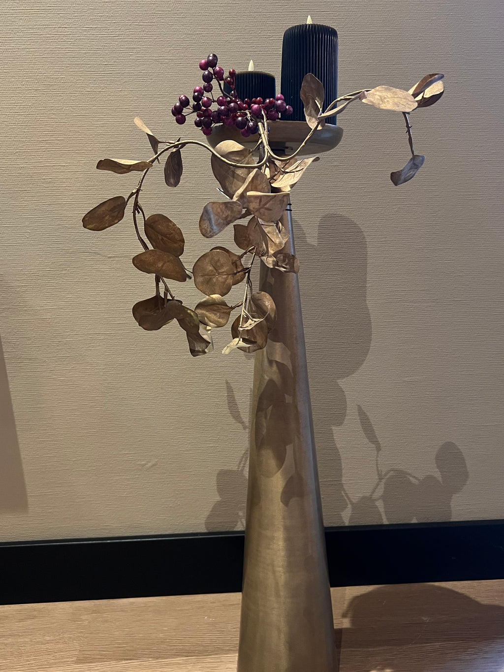 Kandelaar goudkleurig 82 cm